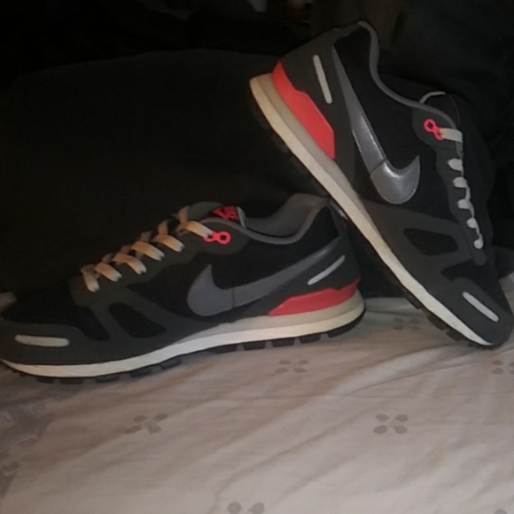 Nike Other - Men Nike Waffle Sneakers